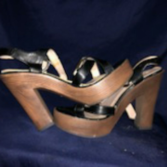 Shoes - Picture 1 of 4